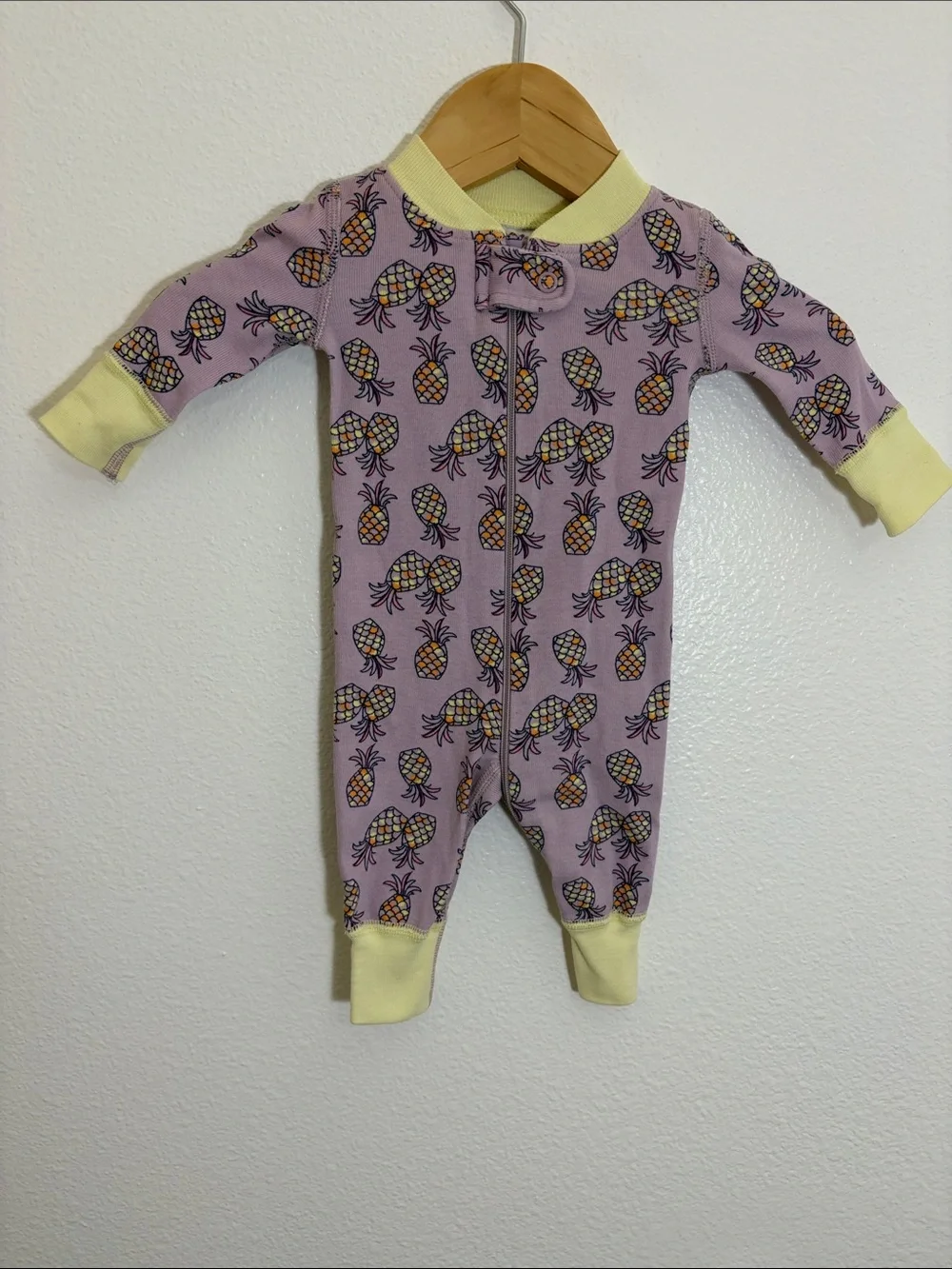 Hanna Andersson Lilac Pineapple Print Organic Cotton One-Piece Pajama